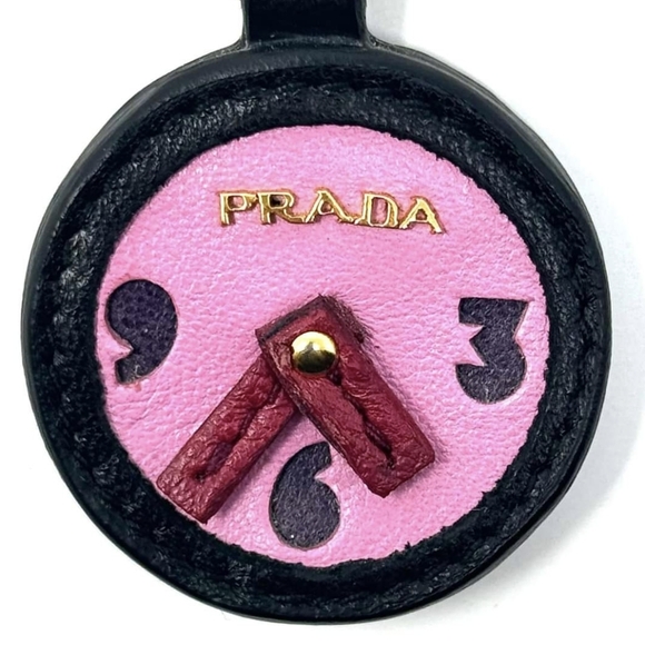 ๐โฐ PRADA CLOCK KEYCHAIN โฐ๐ โจ๐ฆ - Picture 2 of 7
